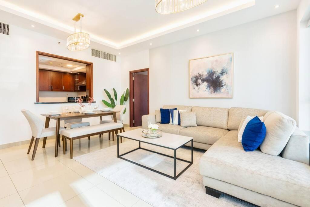 New! Luxury 3Bedroom With Spectacular Burj Views Downtown Dubai Eksteriør bilde